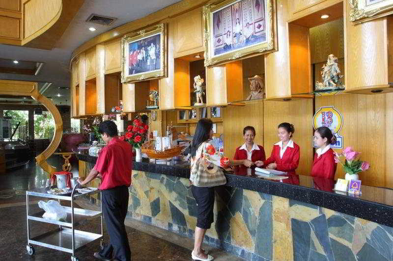 Oyo 75466 -13 Coins Bang Yai Hotel Nonthaburi Esterno foto